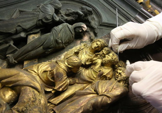 Gold is Rediscovered on the Baptistery's Northern Doors