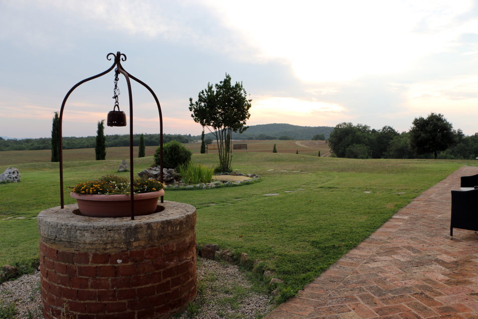 Flying in a Hot Air Balloon over Val d'Orcia