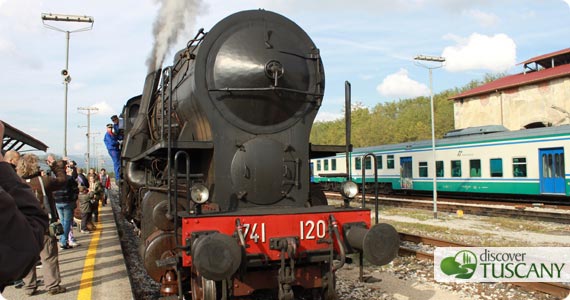 To the Marradi chestnut festival on the steam engine train!