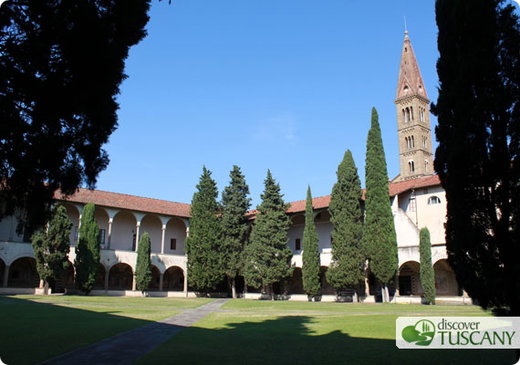 Visit the Great Cloister at Santa Maria Novella