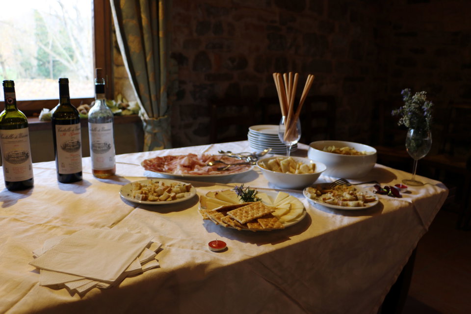 Wine Tasting in Chianti Without a Car