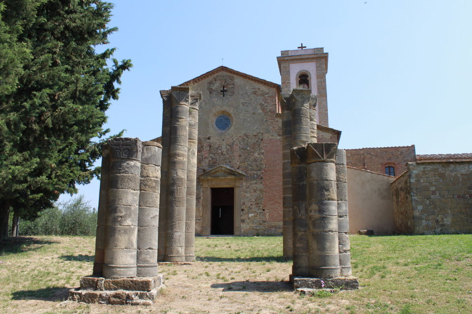 Top 8 Churches to Visit in Chianti