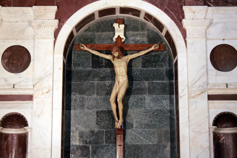 Santa Maria Novella in Florence: Brunelleschi Cross
