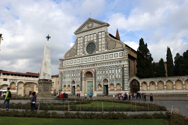 Santa Maria Novella in Florence: Piazza
