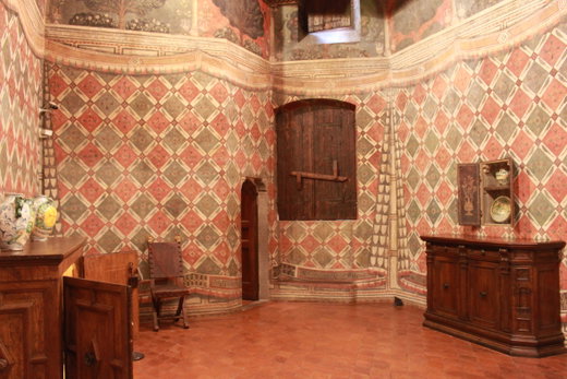 Seeing Florentine Medieval Life at the Palazzo Davanzati