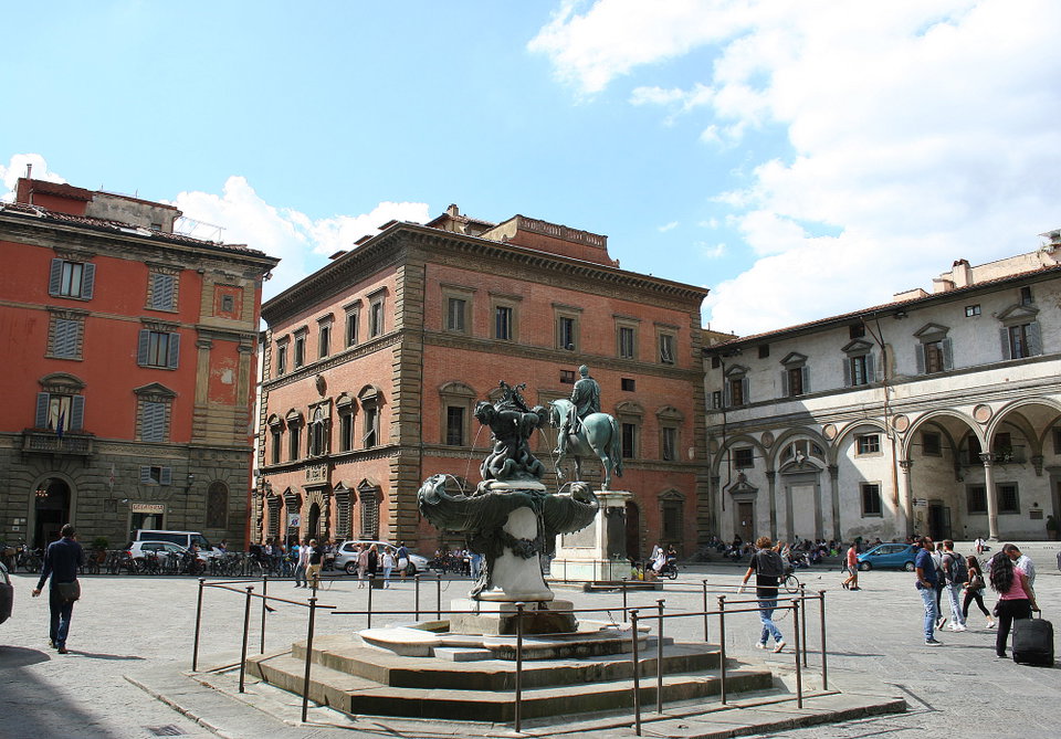 Piazza della SS Annunziata: Utopia in Florence
