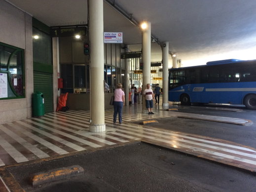 Moving Around Tuscany by Bus/Coach