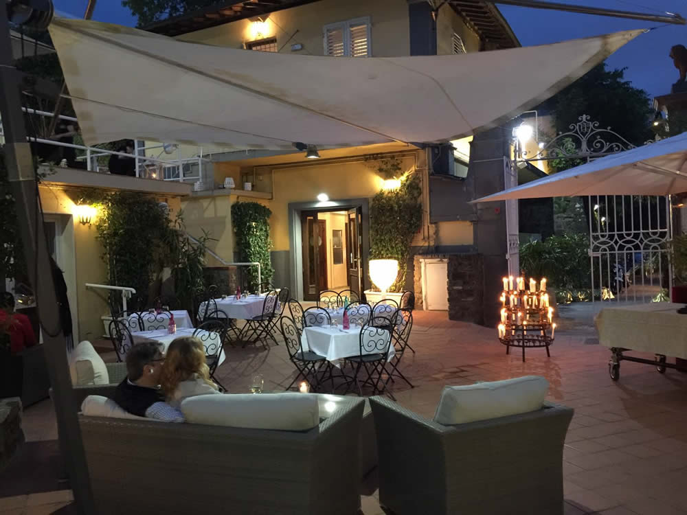 luci al piazzale
