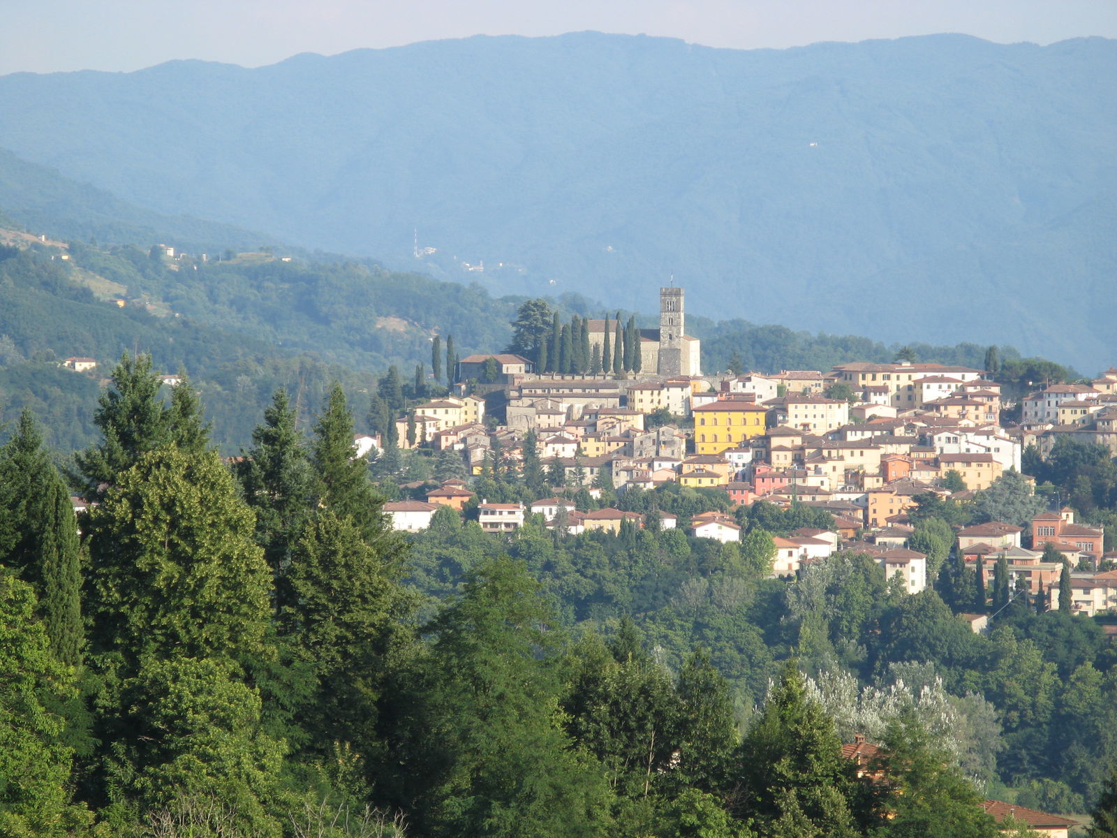 An Itinerary in Garfagnana: Visit Barga