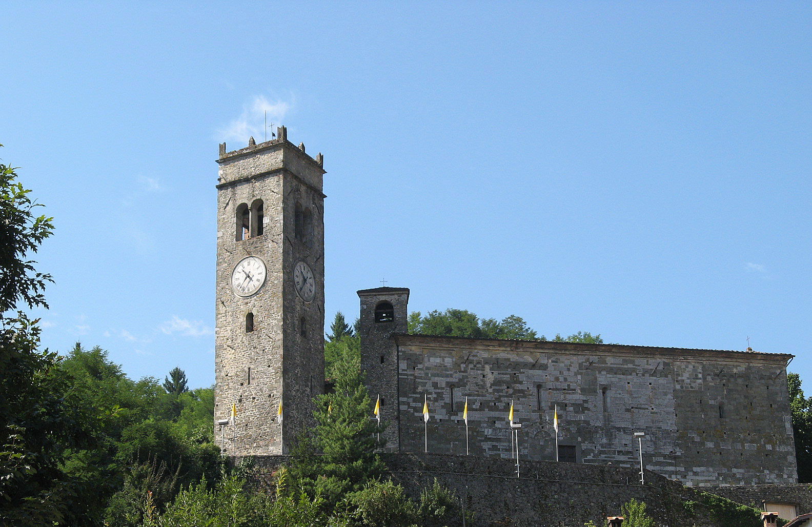 An Itinerary in Garfagnana: Visit Gallicano