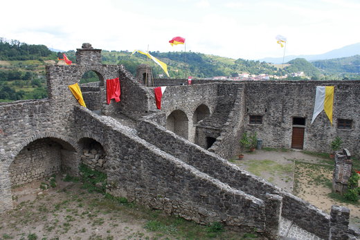 Pontremoli:  For Kings, Monks, Saints & Pilgrims