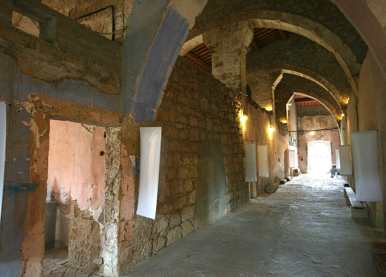 Sorano & Cortilone Buttresses: Città del Tufo in the Maremma, southern Tuscany