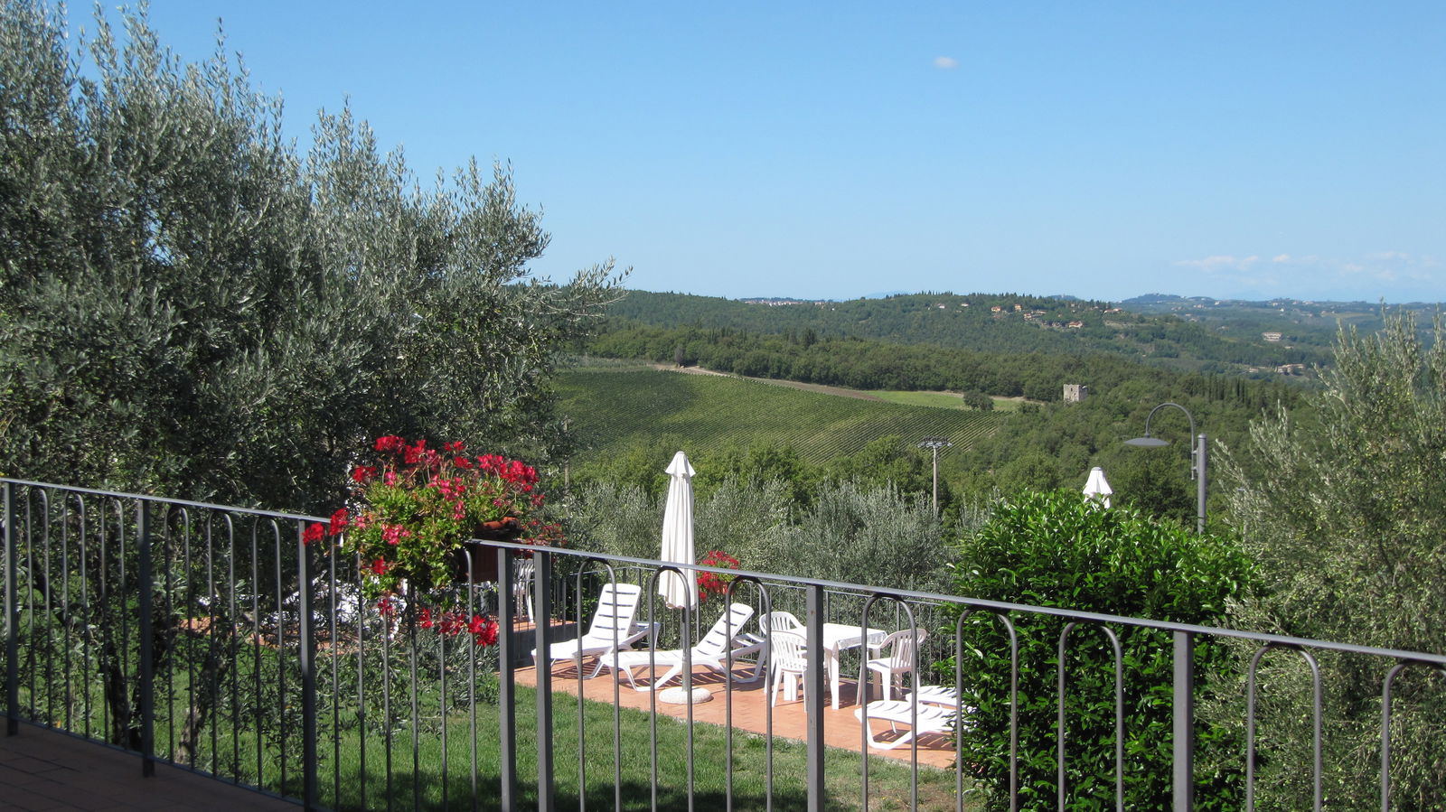 Indoor and outdoor space for kids at Borgo Sicelle