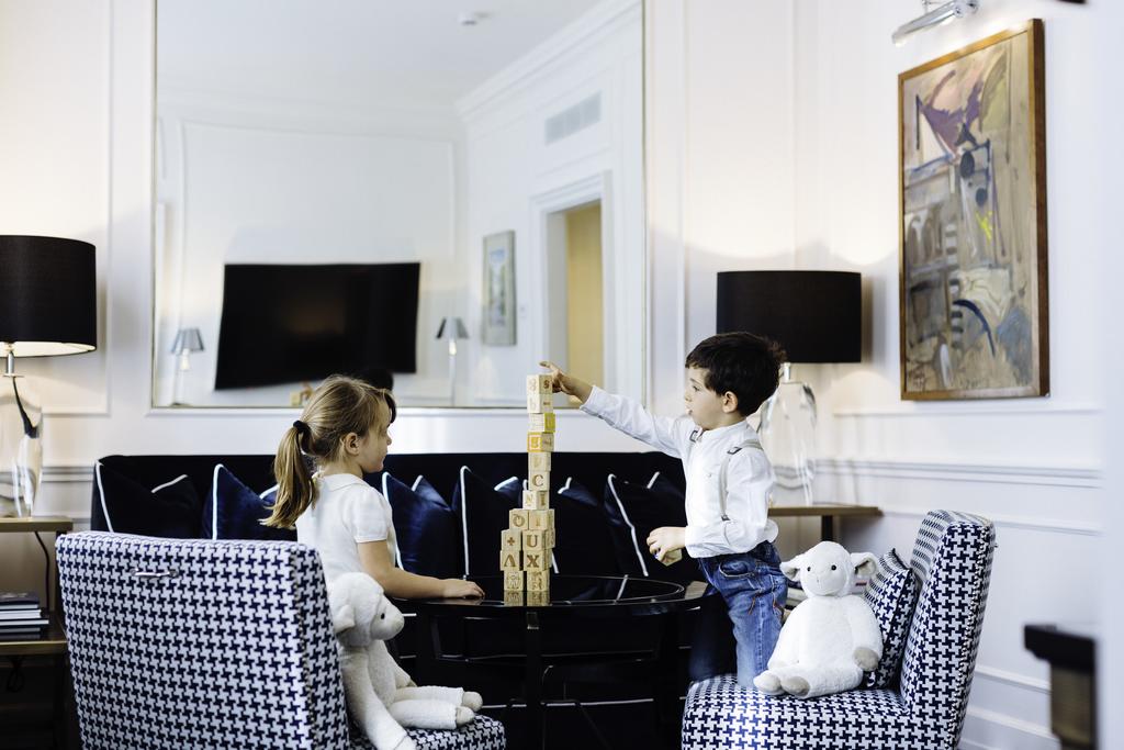 Living area at Hotel Lungarno