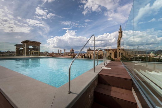 Plaza Hotel Lucchesi: rooftop terrace in Florence, Italy