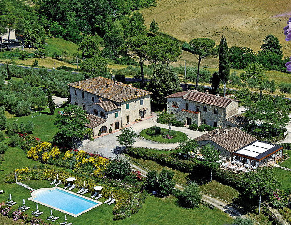 Taverna di Bibbiano, a Romantic Invite