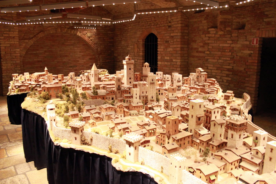 San Gimignano in the year 1300