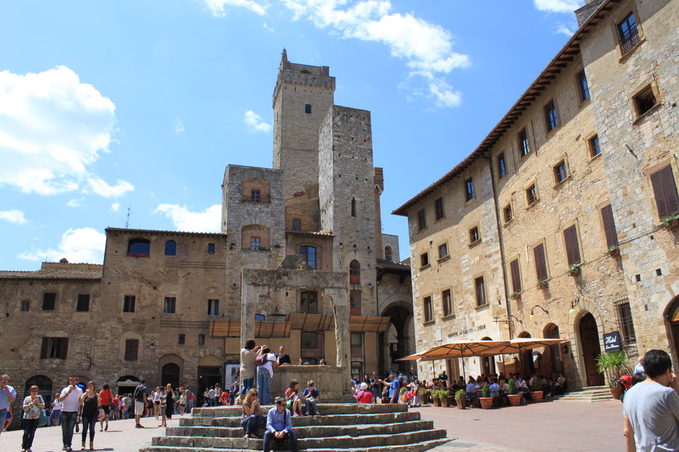 The Best 10 Day Trips from San Gimignano