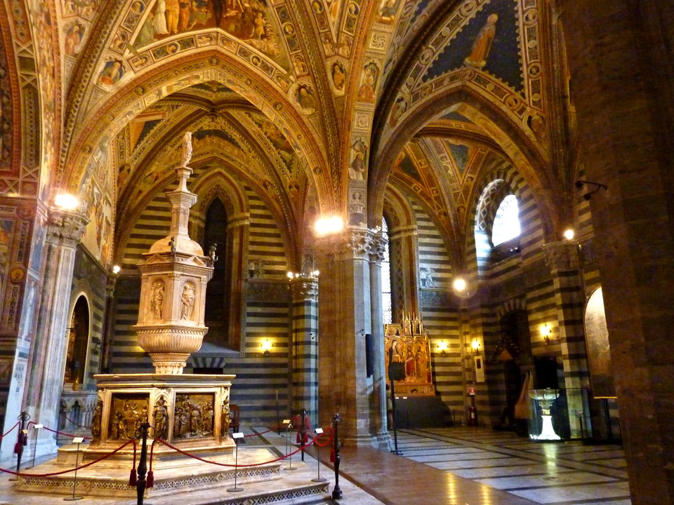 Visit the Baptistery, the Crypt and Museum dellâ€™Opera