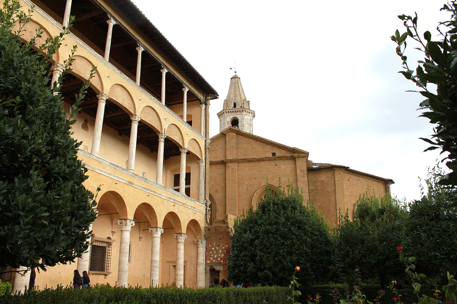 PALAZZO de ひ! (Palazzo de Pyu!) Palazzo Piccolomini in Pienza: Visit the Papal Summer Palace in