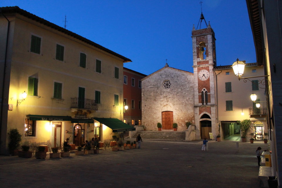 San Quirico: A Town to Explore