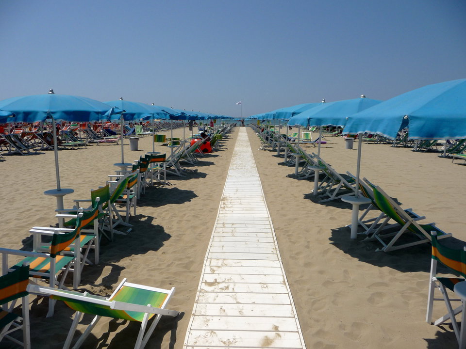 Versilia Beaches Appeal to All Ages