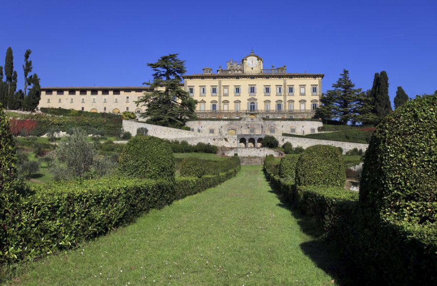 Tuscany Villas Showcase the Culture