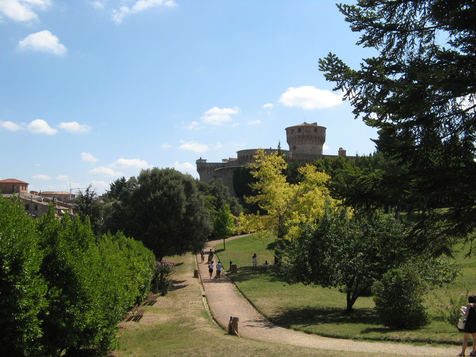 How to get to Volterra