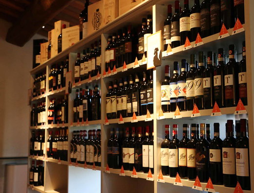 Montalcino: A Wine Tasting Itinerary